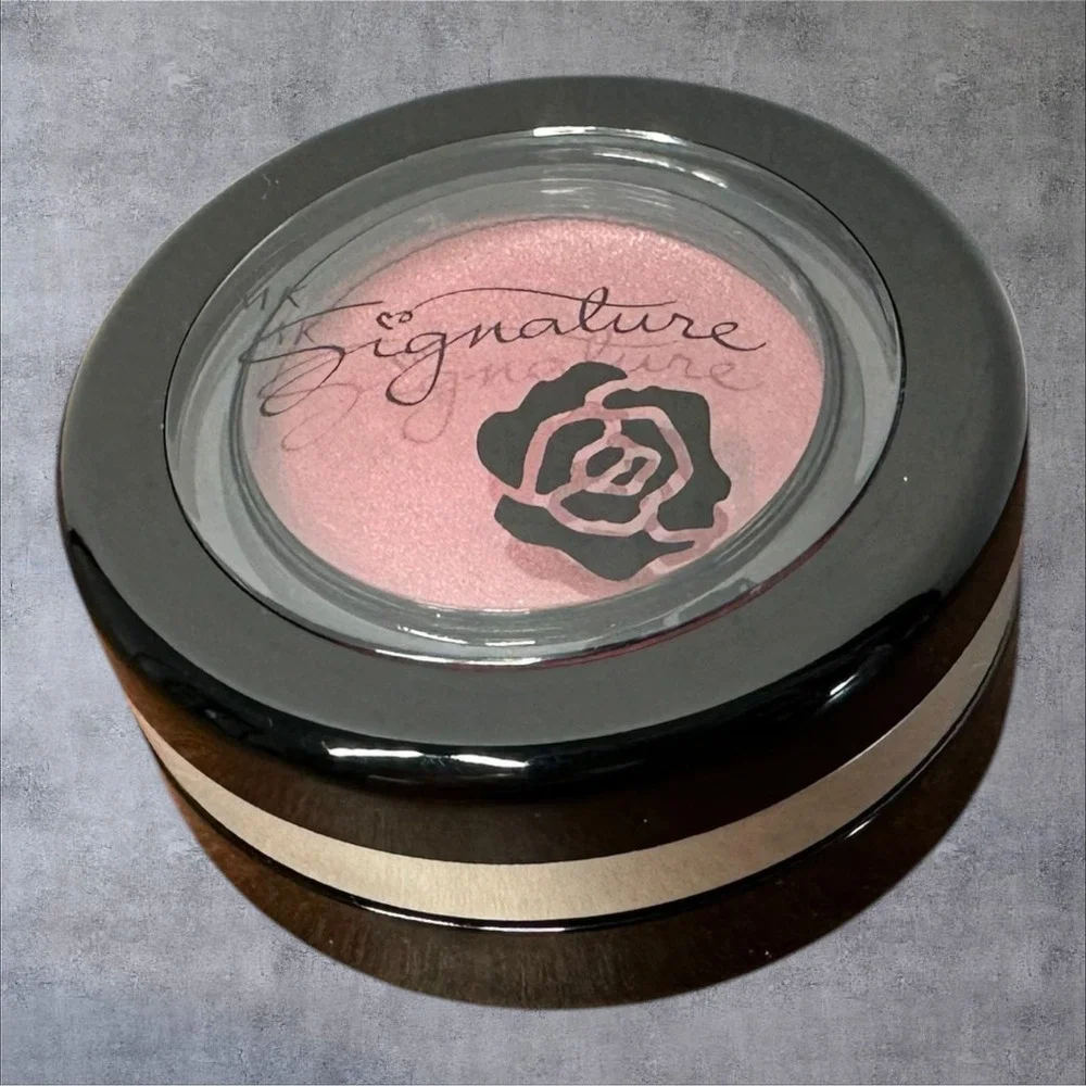 Mary Kay Velvet Mousse Cheek Color Berry‎ 2.7g Shimmer Blush New/No Box